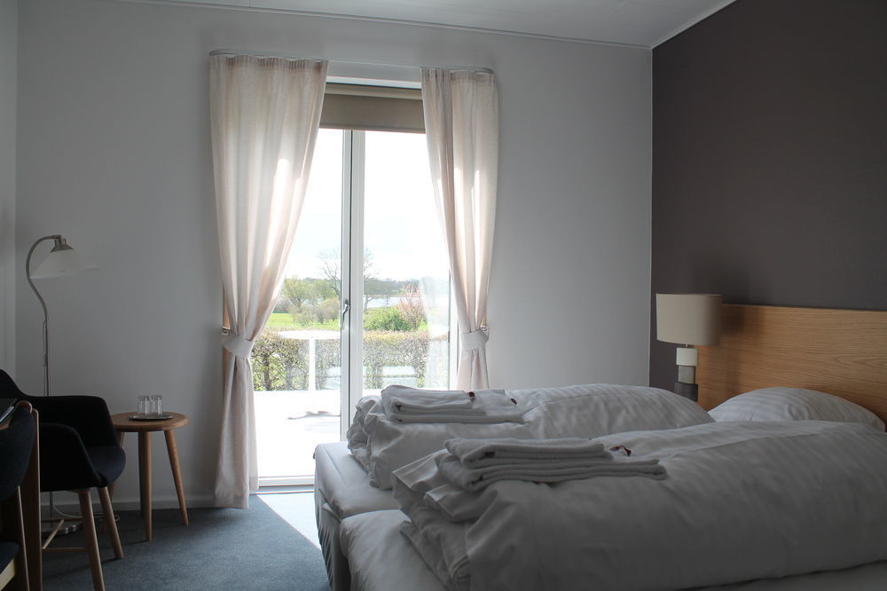 Mon Golf Resort - Hotel Praestekilde Keldbylille Dış mekan fotoğraf